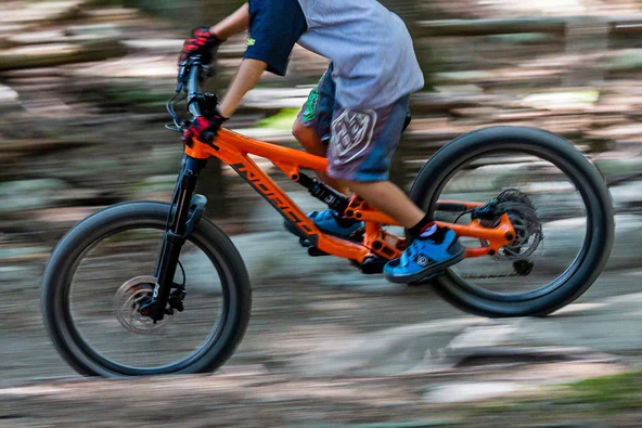 Bicicleta Doble suspensión Fluid FS 4.2  Aro 24 - Image 6